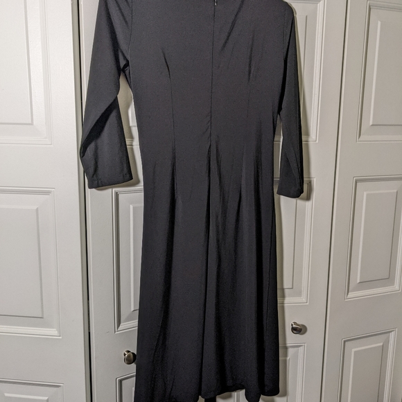 ๐ค Vintage Joan Rivers little black midi wrap dress with 3/4 sleeve - Picture 6 of 9